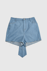 Oviya – Kurze Jeans mit Schleife und Fransen